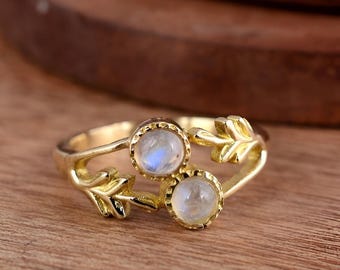 Moonstone leaf ring, gold moonstone ring, nature inspired ring, boho moonstone ring, adjustable ring, gift for her, dainty gemstone ring