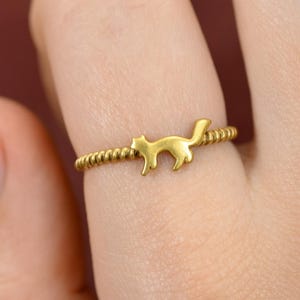 Minimalist Gold Cat Ring, Delicate Kitty Silhouette Ring, Dainty Animal Jewelry, Cat Lover Gift, Adjustable Gold Cat Ring For Women
