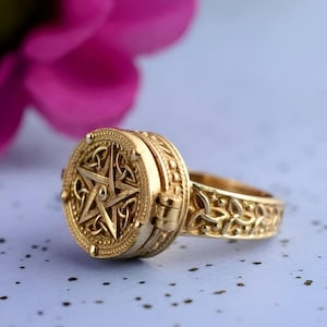 Poison Ring, Hidden Box Ring, Box Ring, Vintage Box Ring, Summer Jewelry, Star Poison Ring, Secret Compartment Ring, Pill Box Ring, Vintage