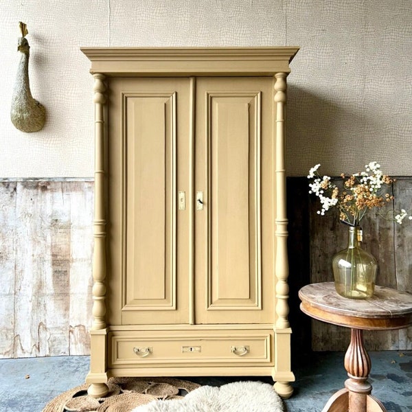 French cabinet 'Moutardier' antique French chic