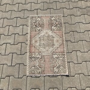 Turkish rug,Oushak rug,Vintage rug,Handmade rug,Small rug,Anatolian rug,Door mat rug,Bath mat rug,Turkish vintage rug,Vintage turkish rug,