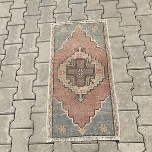 Petit tapis turc, petit tapis Oushak, petit tapis vintage, tapis de porte, tapis de bain, tapis anatolien, tapis bohème, tapis naturel, tapis bleu, tapis rose, 1 x 3
