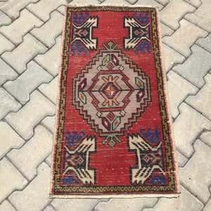1.7 x 3.2 Ft, Small Vintage Rug, Small Oushak Rug, Small Turkish Rug, Door Front Rug, Door Mat Rug, Bath Mat Rug, Entryway Rug, Pink Rug,