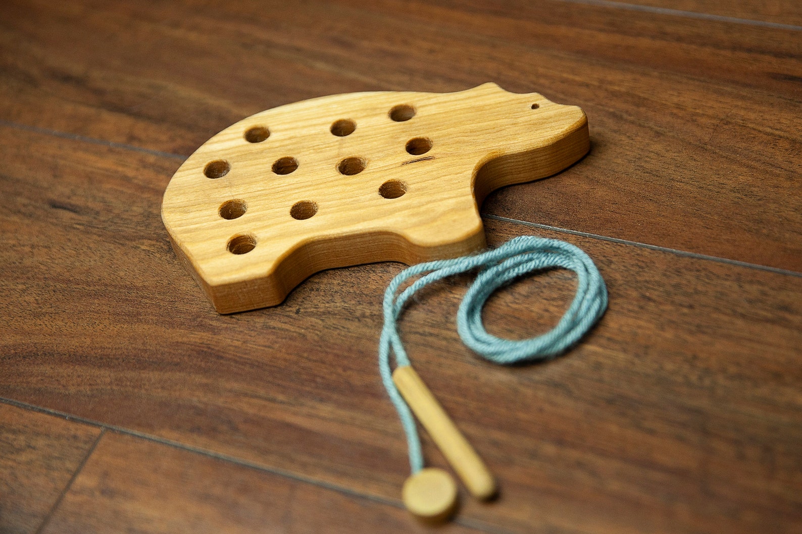 LACING TOY MONTESSORI Fine motor skill development Etsy