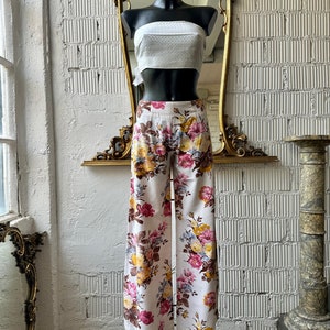 Gorgeous 70s floral print white cotton flare pants