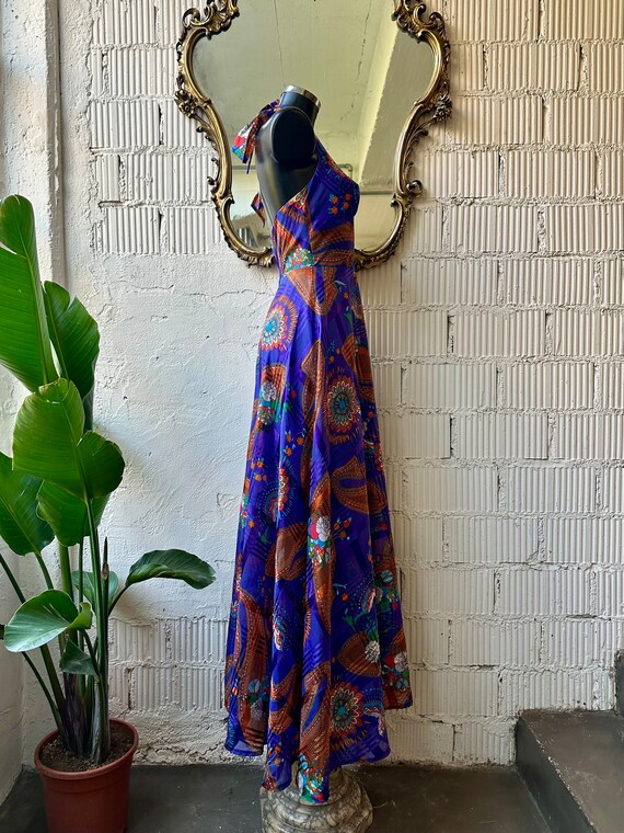 Vintage 1970s maxi halterneck purple dress / long… - image 2