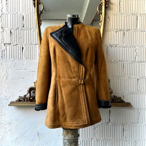 ジャケット・アウター 80s GIANFRANCO FERRE Real Fur Wool Coat Vintage 1980s Gianfranco Ferré Shearling Jacket / Tan Brown Suede