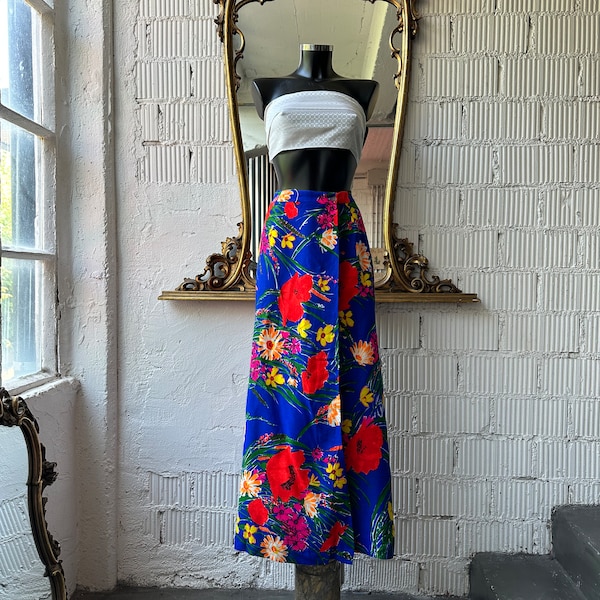 Vintage 1970s floral print maxi wrap skirt