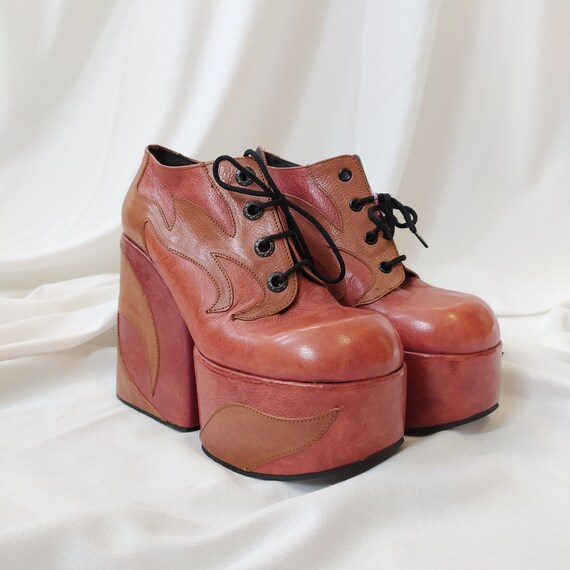 PLATFORM SHOES