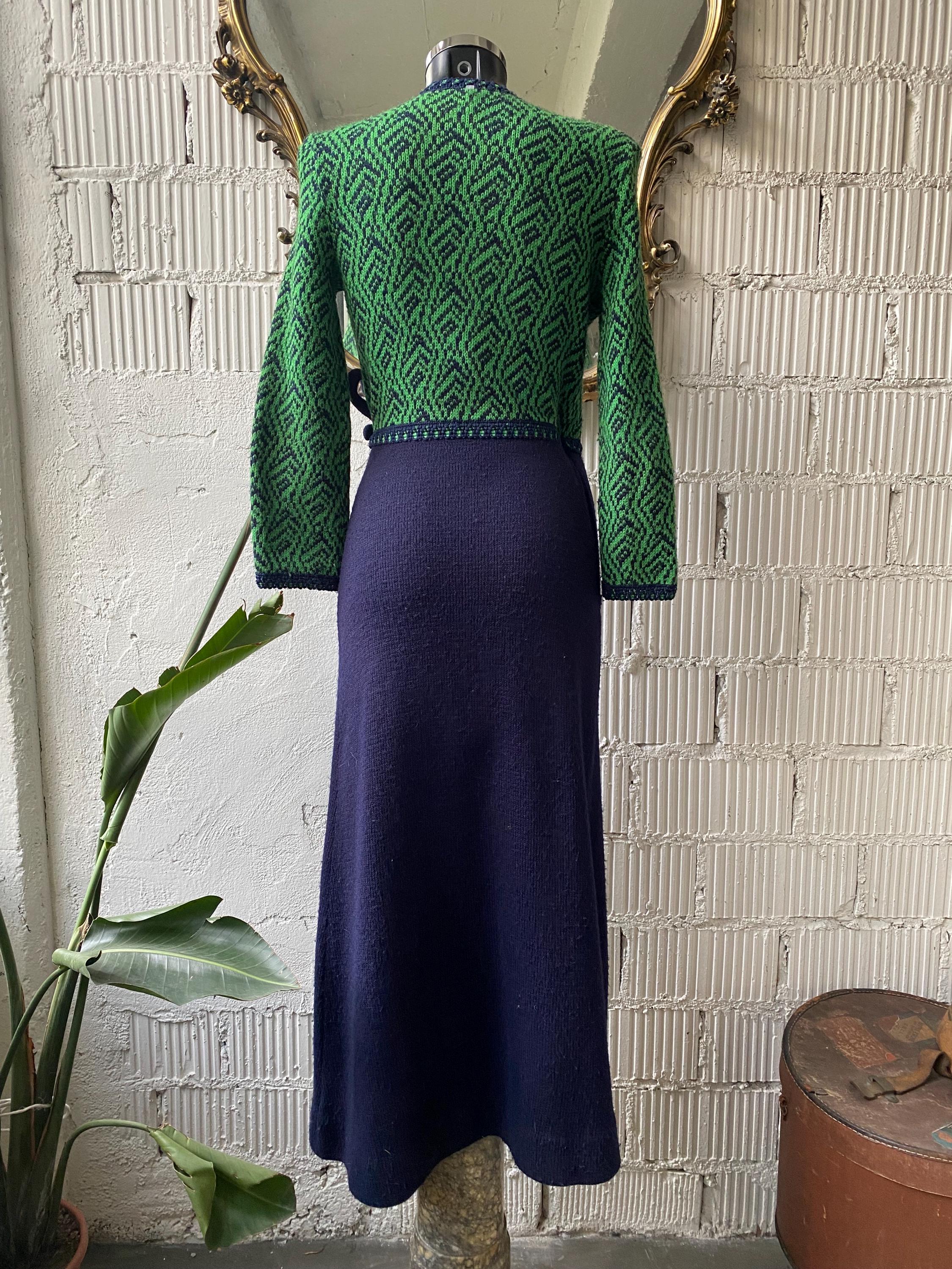 Knitted vintage 70s Wrap Dress Knitted vintage 70s Wrap Dress