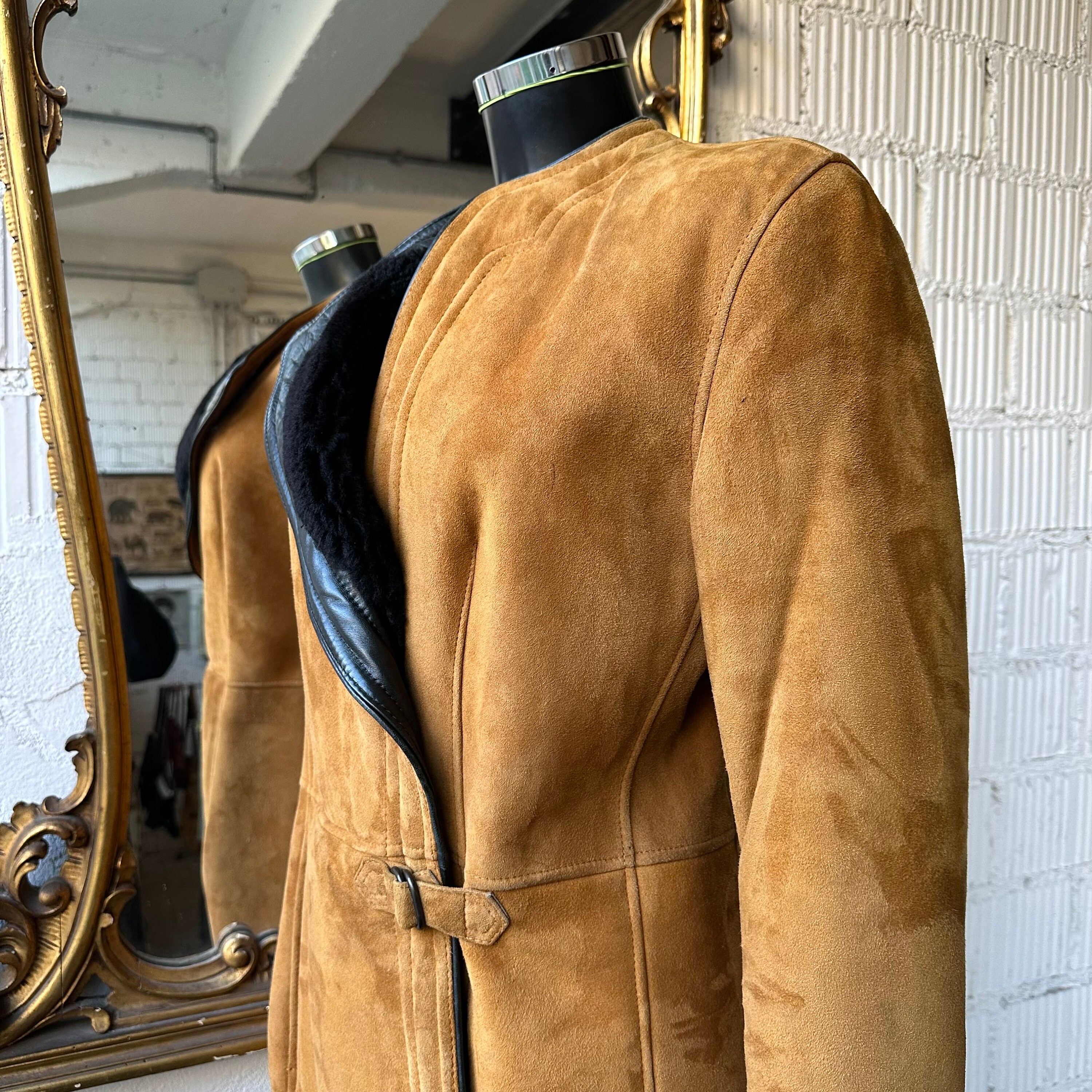 Vintage 1980s Gianfranco Ferré Shearling Jacket / Tan Brown Suede