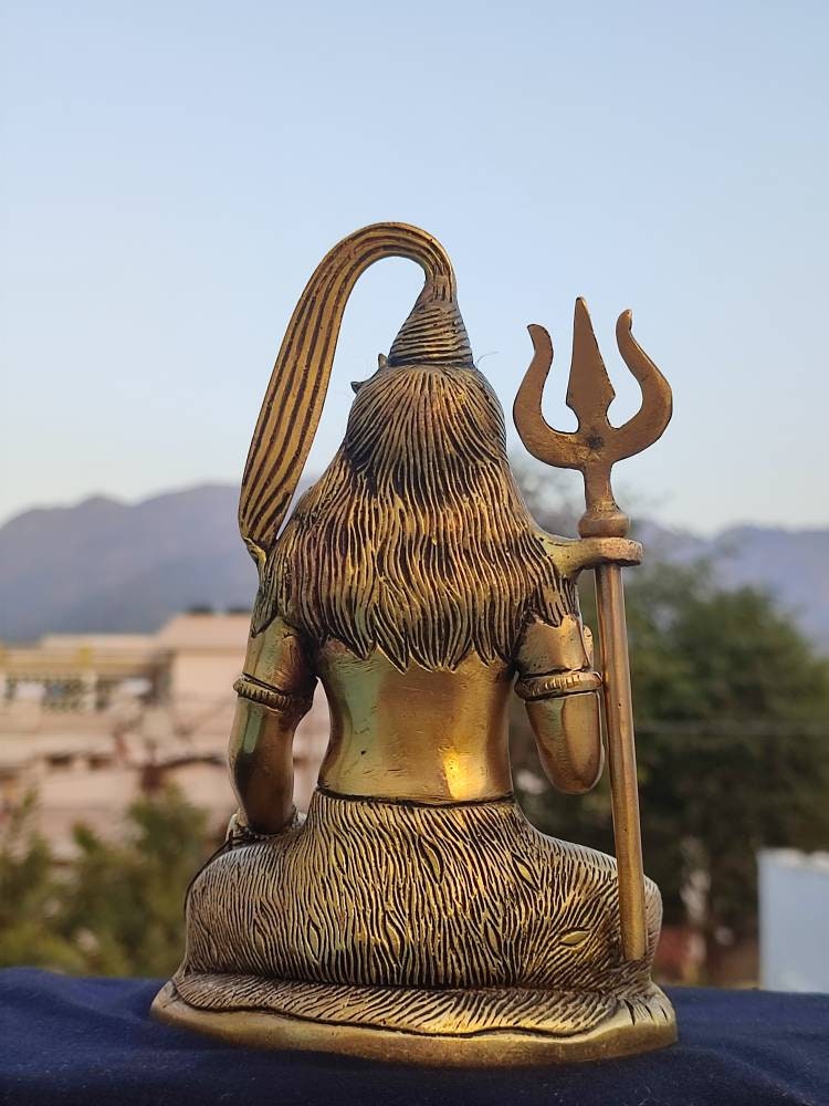 Statue Dieu Hindou Lord Shiva Méditant – Polyrésine – Fabrication Inde