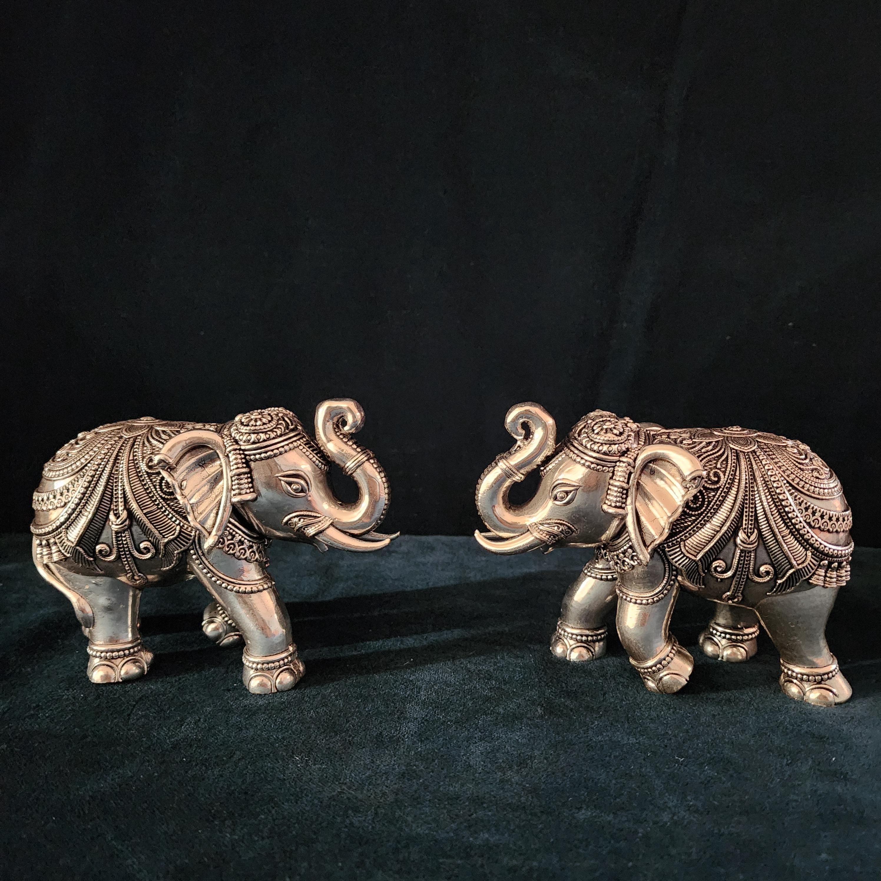 シルバー仕上げの真鍮製象の像 ペア - ホームデコレーション 4インチ