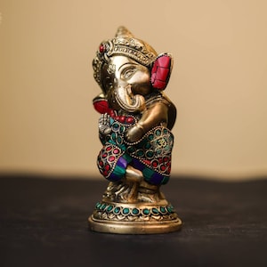 Ganesh Statue - 5.5&quot; Inch Brass Baby Ganesha Idol , Dancing Ganesha God of new Beginning for Altar and Table Decor Cute Ganesha Statue