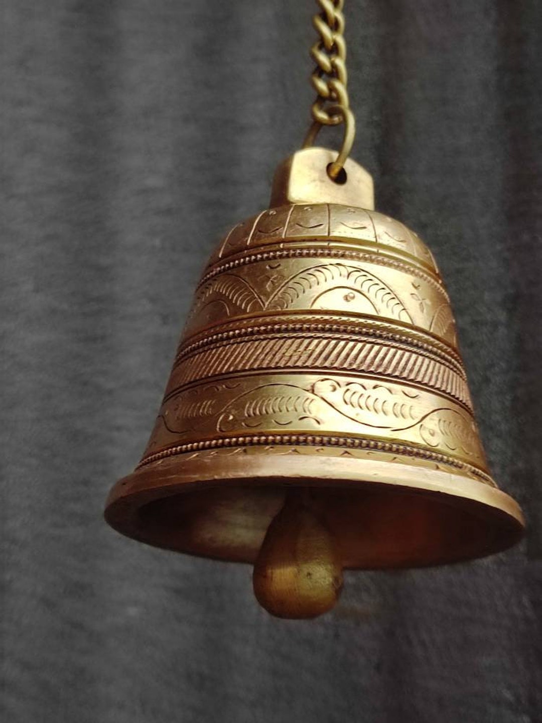 Brass Hanging Bell Bell With Chain a Home Temple / Office / Hotel