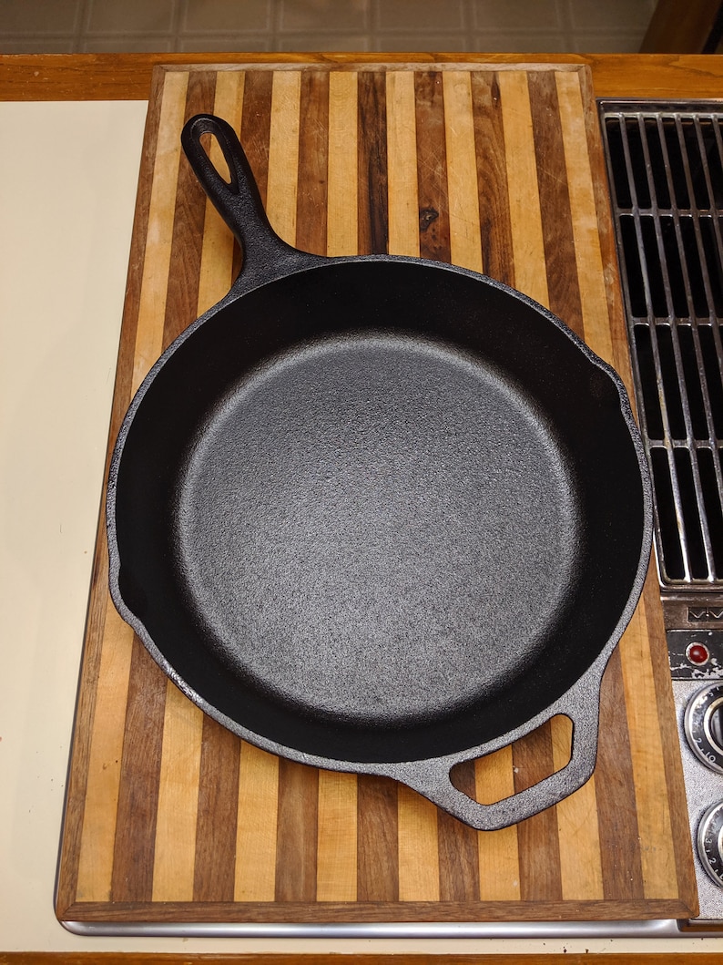 10 Inch Cast Iron Skillet Cherry Blossom Floral Engraved Etsy