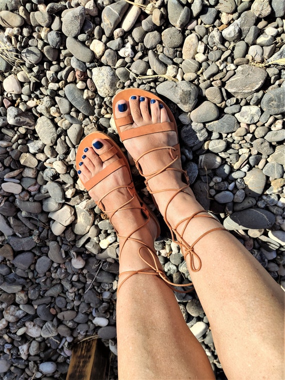 Sandali in pelle greca, sandali da donna, scarpe estive, sandali fatti a  mano, sandali greci antichi, sandali personalizzati, sandali spartani,  SPARTAN 2 - Etsy Italia