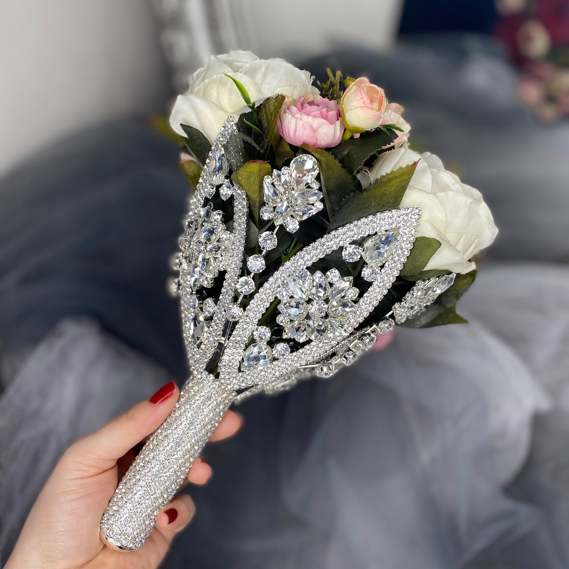 Bridal Bouquet Holder,crystal Wedding Flower Holder,rhinestone Bride Flower  Holder,bouquet Wrap,wedding Flower Jewelry,wedding Bouquet 