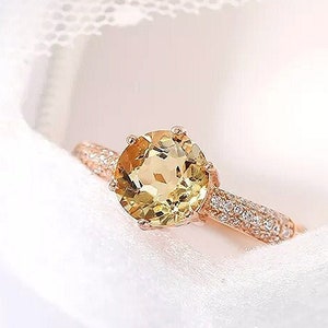 Citrine Ring in Rose Gold - Engagement ring in Natural Stone - Handmade Jewelry - Perfect Gift Box for Women