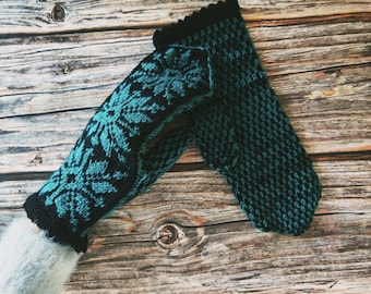 Hand-knitted Merino Mittens, Soft Warm Winter Gloves for Women, Handmade Wool Gift
