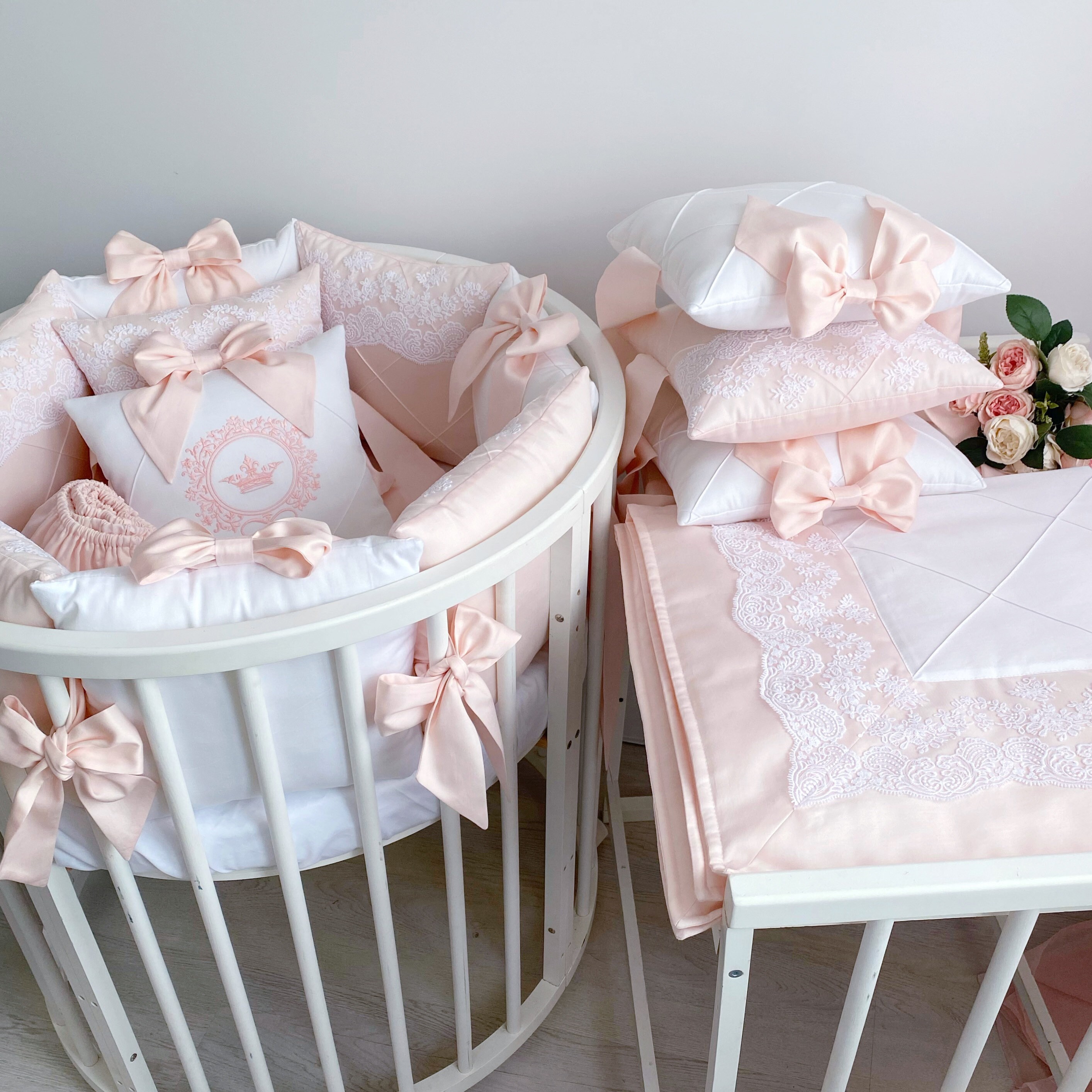 round crib bedding