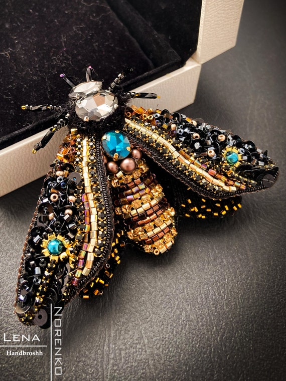 Brooch insect deals