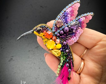 Handmade hummingbird jewelry Beaded summer bird pin brooch Unique mothers day gift or 30th birthday gifts for women