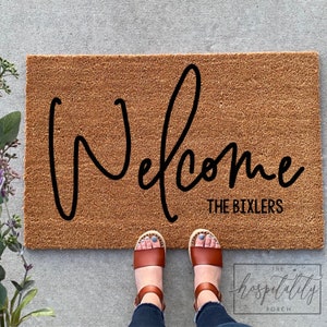 Custom Doormat, Housewarming Gift, Wedding Gift Ideas, Personalized Doormat, Last Name Doormat, Welcome Mat, Closing Gift, Farmhouse Decor