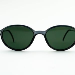 Lunettes de soleil ovales Terri Brogan vintage