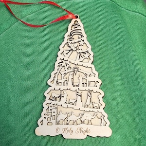 Beautiful wooden representation of the nativity with this nativity tree ornament. Perfect for gifting or your own family.