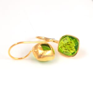 Pendientes de cuarzo peridoto: colgantes de plata de ley bañados en oro con forma de cojín