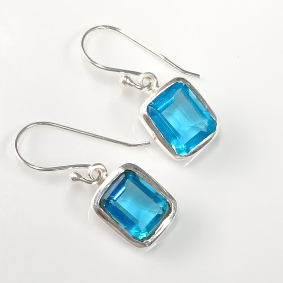 Green Chalcedony Earrings - Set in 925 Sterling Silver
