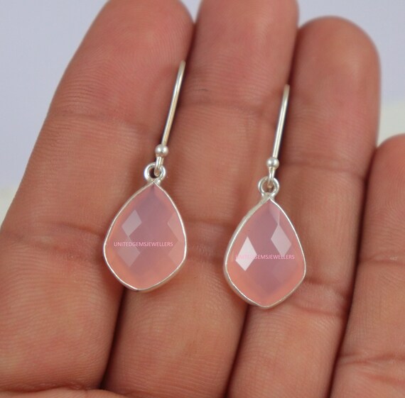 ハンドメイドピアス ピンクカルセドニー〜ロングブリオ〜 ピンクカルセドニーイヤリング：スターリングシルバーブリオレット