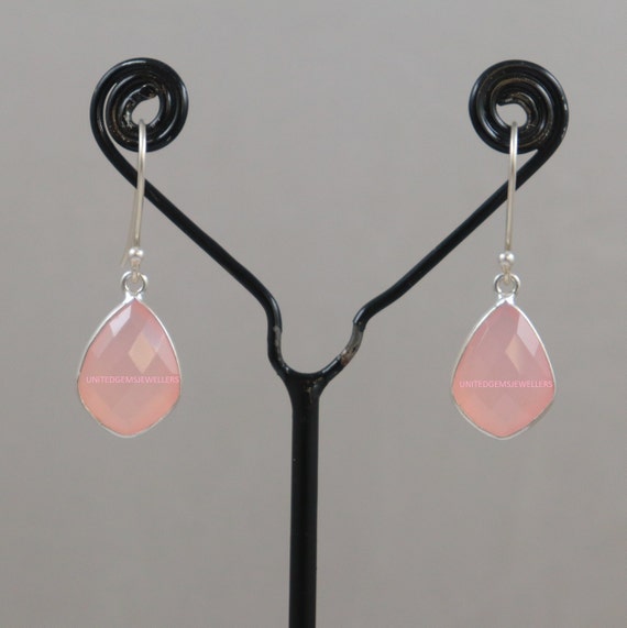 ハンドメイドピアス ピンクカルセドニー〜ロングブリオ〜 ピンクカルセドニーイヤリング：スターリングシルバーブリオレット