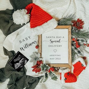 Santa tiene una entrega especial Anuncio digital de embarazo de Navidad / Redes sociales / Género neutro / Revelación de embarazo / Bebé de tablero de cartas