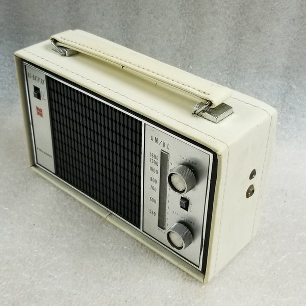 Panasonic Transistor Dual Power AM/KC Radio R-159