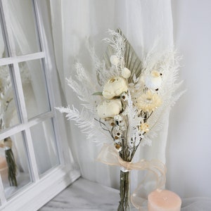 Spear Palm dried flower bouquet. Boho decor style