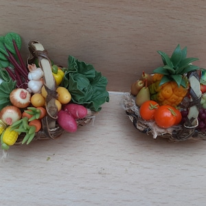 1:12 Dolls house miniature Woven Wicker Basket fit to burst with  assorted fruit or vegetables