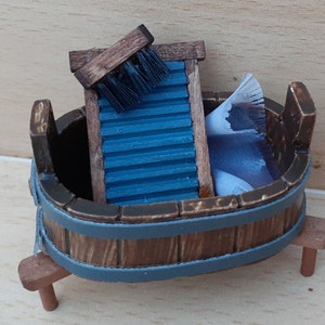 01:12 Puppen Haus Miniatur traditionelle Oval E-Holz Waschwanne und Board mit Scrub Pinsel und festen Affekt Wasser für einen realistischen Blick