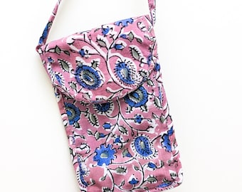 Bolsos bandolera de algodón con estampado floral y colores vivos, hechos a mano de forma ética en la India.