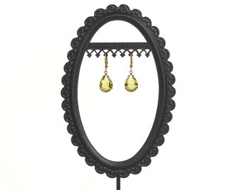 Royal Crown Metal Earring Display Stand, Jewelry Organizer