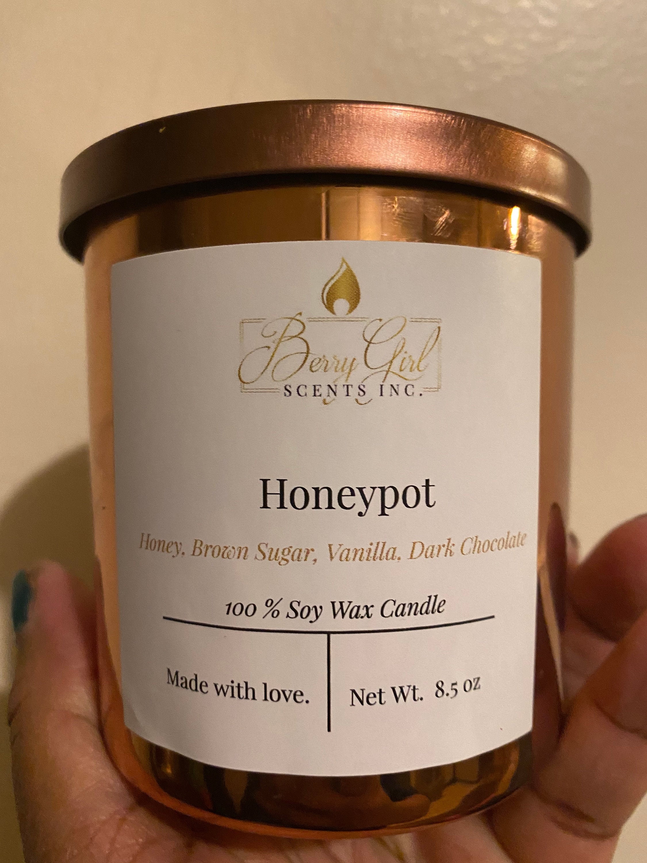 100% Soy, Highly Scented, Hand Poured Soy Candle, 8.1 oz (Juicy Black  Cherry)