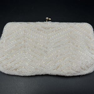 Vintage 1950s-60s Off-White Beaded Clutch with Snap Closure