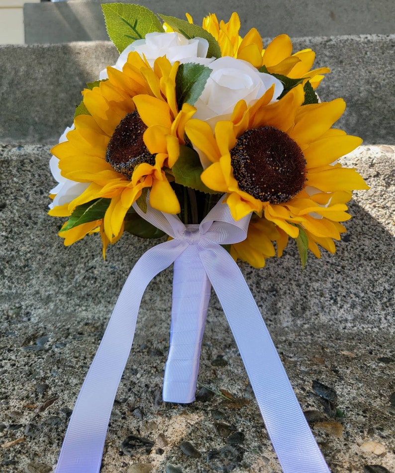Beautiful Sunflower and White Rose Bouquet With a Etsy