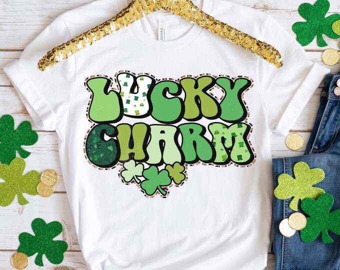 LUCKY SHIRT St Patricks Day Shirt Women Saint Patricks Day Shirts Cute St Paddys Day Shirt St Patrick Day Shirt four leaf clover shirt green