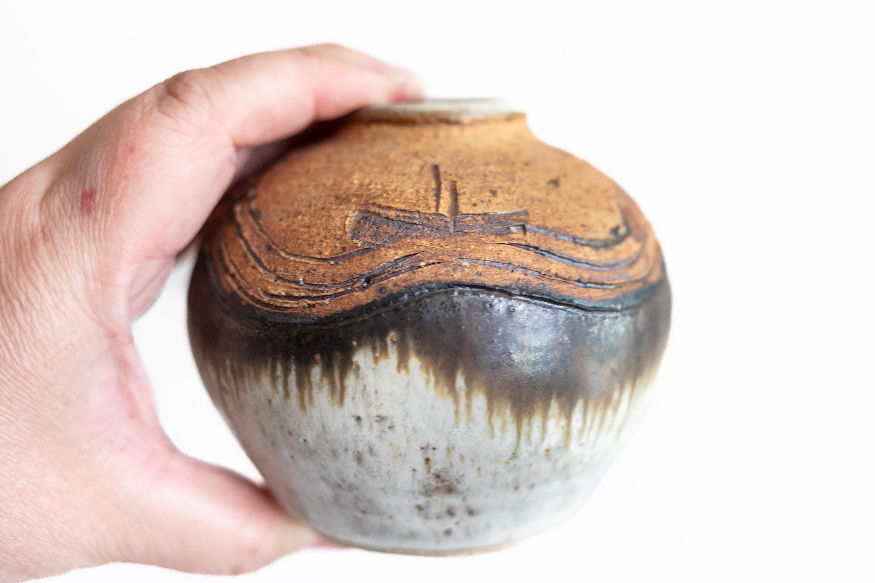 Vintage Hand Thrown Artist Signed Vase | Vintage Pottery Vase | Studio ...