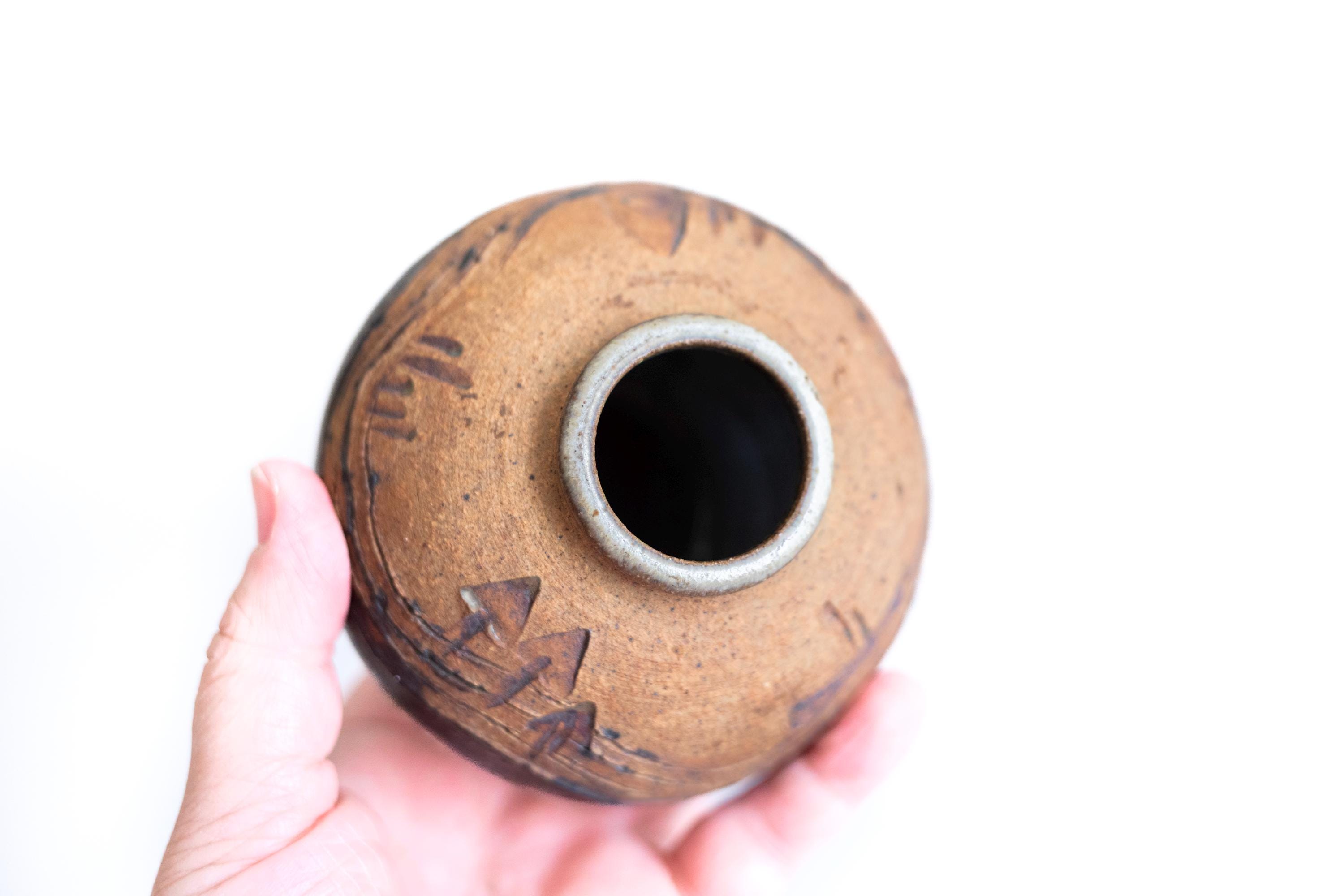 Vintage Hand Thrown Artist Signed Vase | Vintage Pottery Vase | Studio ...