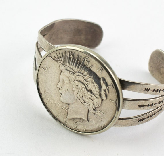 Sterling Silver cuff bracelet Native American 192… - image 2