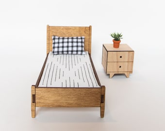 Miniature Elm Bed - 1:12 Scale