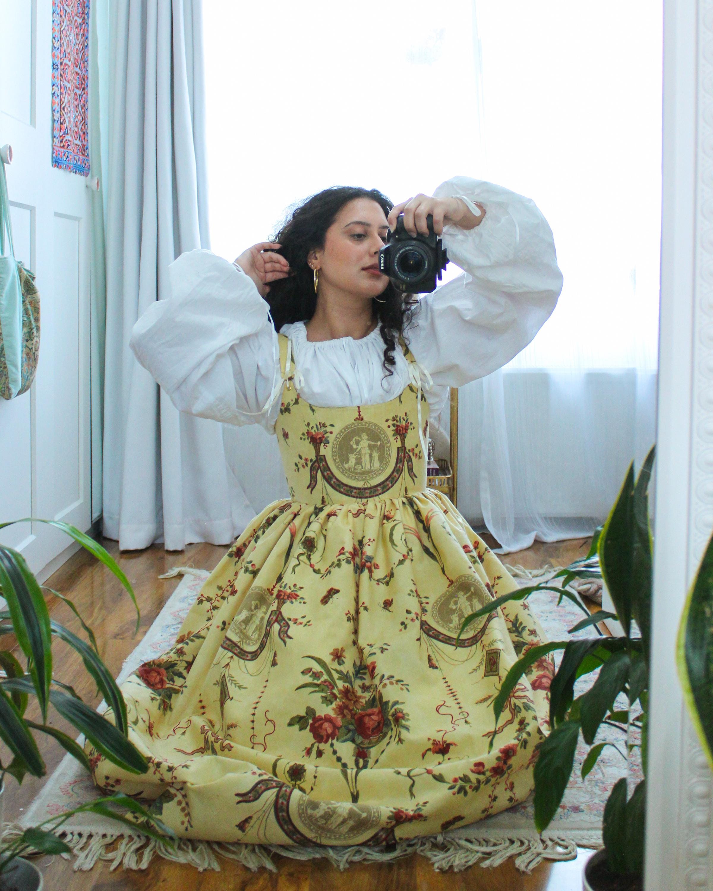 corset dress vintage miccostumes Women's Victorian Medieval Renaissance Costume Classic Edwardian Ruffle Fairy Dress Fake two pieces (white, S) : Clothing, Shoes & Jewelry trimmed with gold ribbon for a touch of royal opulence Floral Corset Dress Vintage